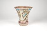 Attribué à Edouard Cazaux (Français, 1889-1974) 
Vase cornet 

Céramique à...