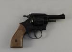 REVOLVER D'ALARME, 6mm, "Mod. 1938", Mondial. Finition noircie. Crosse à...