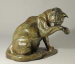 José-Maria DAVID (né en 1944)
Chat à sa toilette.
Bronze patiné signé...