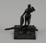 SAINT-MICHEL terrassant le dragon. Figurine en bronze pâtiné. XXème.Haut. 9...