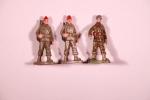 France. 20 figurines AFN : 18 fantassins. Calot rouge.