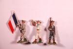 France. 7 figurines de la Marine : 5 Fusiliers.