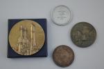 ASSOCIATIONS. LOT de 3 MÉDAILLES en bronze et d'1 MÉDAILLE...