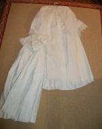 ROBE de BAPTÊME, coiffe, manteau et camail, fin XIXème siècle,...